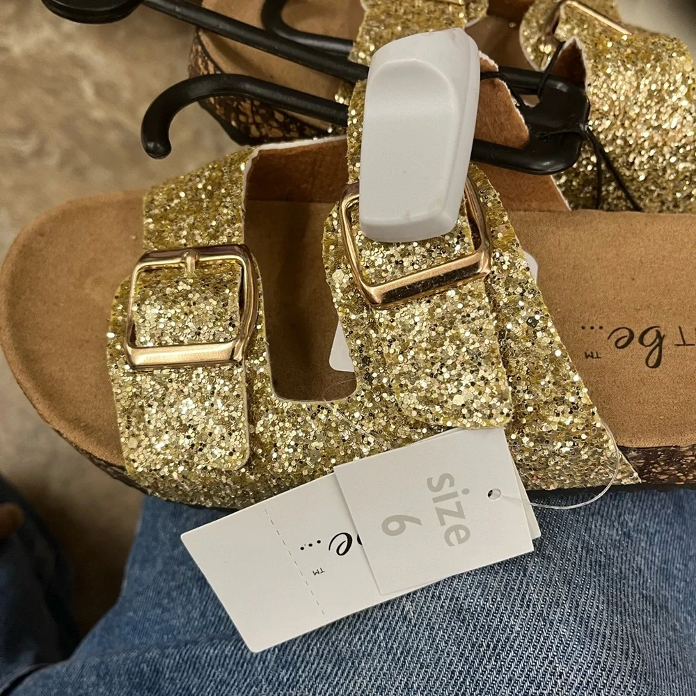 JustB bling slides size 6 gold and Tan - Picture 4 of 7
